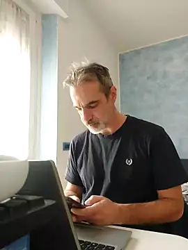 Snapshot of Marcolino183 chatting on 28, 2, 2025 Marcolino183 online show from 28, 2, 2025