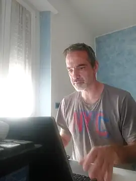 Snapshot of Marcolino183 chatting on 18, 3, 2025 Marcolino183 online show from 18, 3, 2025