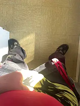 Snapshot of lescoquin2215 chatting on 29, 1, 2025 lescoquin2215 online show from 29, 1, 2025