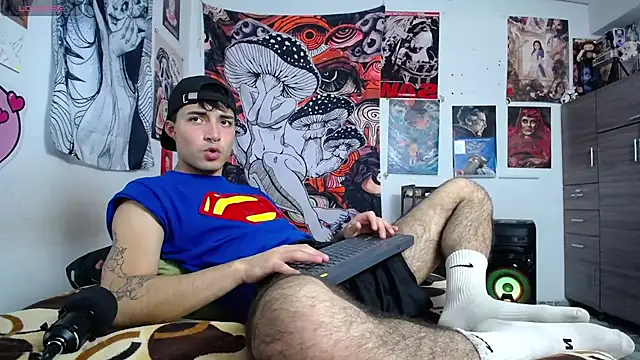 Snapshot of dylan_fun18 chatting on 26, 4, 2026 dylan fun18 online show from 26, 4, 2026