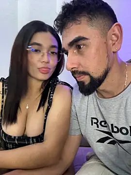 Snapshot of camianddanna chatting on 31, 10, 2025 camianddanna online show from 31, 10, 2025