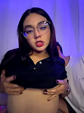 Snapshot of camianddanna chatting on 14, 11, 2025 camianddanna online show from 14, 11, 2025