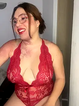 Snapshot of WhiteWomen chatting on 19, 11, 2025 WhiteWomen online show from 19, 11, 2025