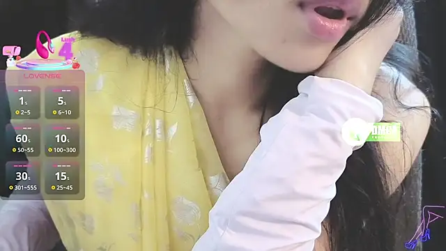 Snapshot of manogna_teluguammai chatting on 7, 7, 2026 manogna teluguammai online show from 7, 7, 2026