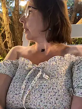 Snapshot of B_Bonya_m chatting on 24, 2, 2025 B Bonya m online show from 24, 2, 2025