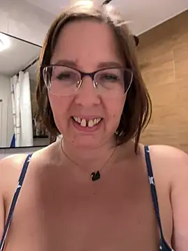 Snapshot of B_Bonya_m chatting on 15, 3, 2025 B Bonya m online show from 15, 3, 2025