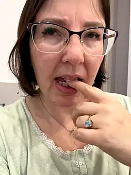 Snapshot of B_Bonya_m chatting on 27, 9, 2025 B Bonya m online show from 27, 9, 2025