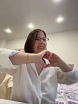 Snapshot of B_Bonya_m chatting on 17, 11, 2025 B Bonya m online show from 17, 11, 2025