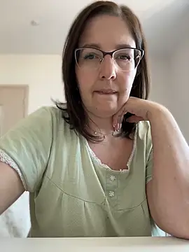 Snapshot of B_Bonya_m chatting on 8, 6, 2026 B Bonya m online show from 8, 6, 2026