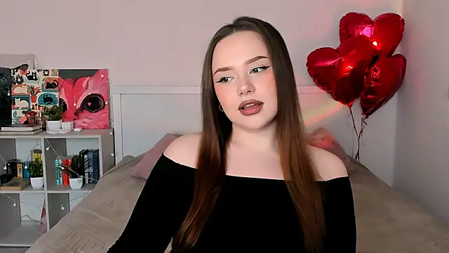 LittleKiitten online show from 7, 6, 2026