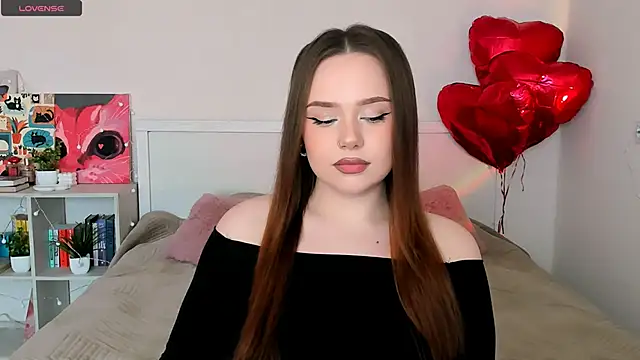 LittleKiitten online show from 11, 6, 2026