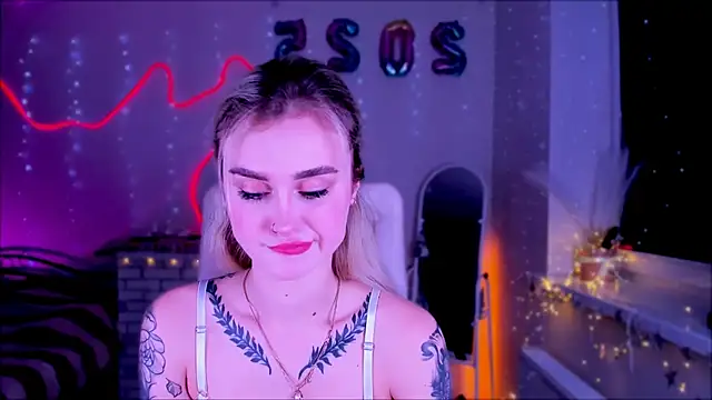 Snapshot of _Ravenaa chatting on 6, 2, 2025 Ravenaa online show from 6, 2, 2025