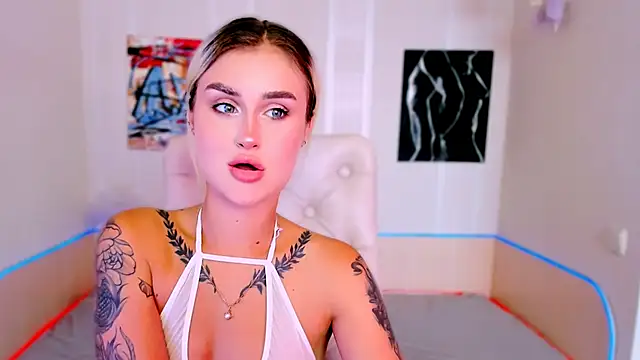 Snapshot of _Ravenaa chatting on 15, 9, 2025 Ravenaa online show from 15, 9, 2025