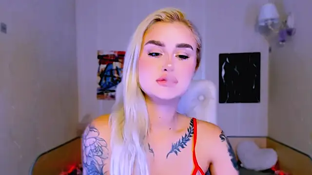 Snapshot of _Ravenaa chatting on 14, 12, 2025 Ravenaa online show from 14, 12, 2025