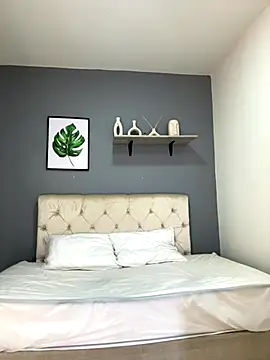 Snapshot of Soe_Lara chatting on 19, 9, 2025 Soe Lara online show from 19, 9, 2025