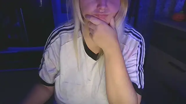 Meliss Official9 online show from 28, 10, 2025