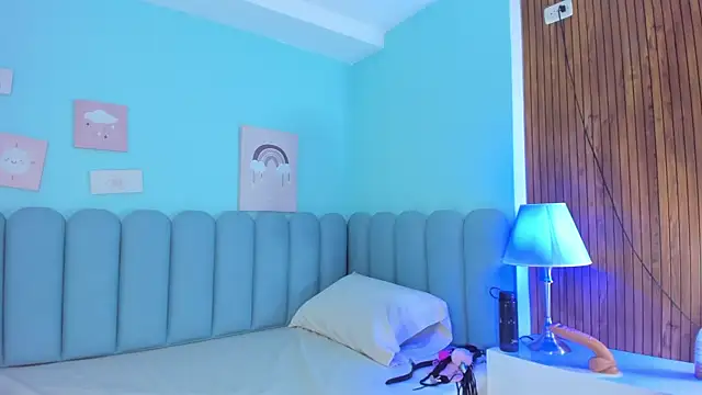 Snapshot of curvy_rousi chatting on 4, 2, 2025 curvy rousi online show from 4, 2, 2025