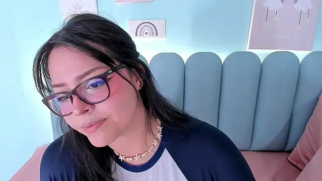 Snapshot of curvy_rousi chatting on 23, 9, 2025 curvy rousi online show from 23, 9, 2025