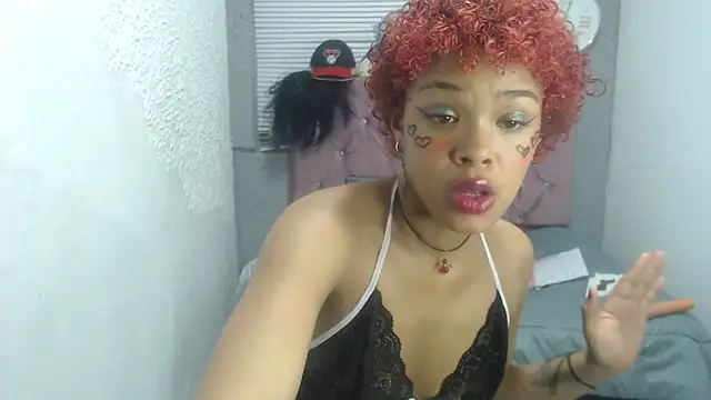 Snapshot of vainillaplaypussy chatting on 7, 2, 2025 vainillaplaypussy online show from 7, 2, 2025