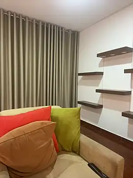 Alice Biel online show from 11, 2, 2025