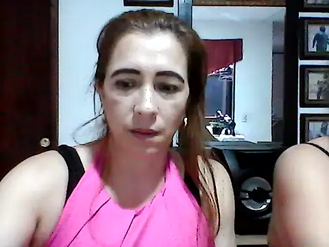 karlabarrera online show from 12, 9, 2025