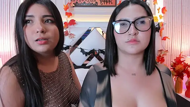 Snapshot of madeleine2112 chatting on 23, 10, 2025 madeleine2112 online show from 23, 10, 2025