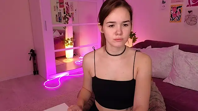 LindaRobertz online show from 2, 3, 2025