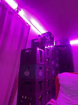 Hot beauty   online show from 20, 12, 2025