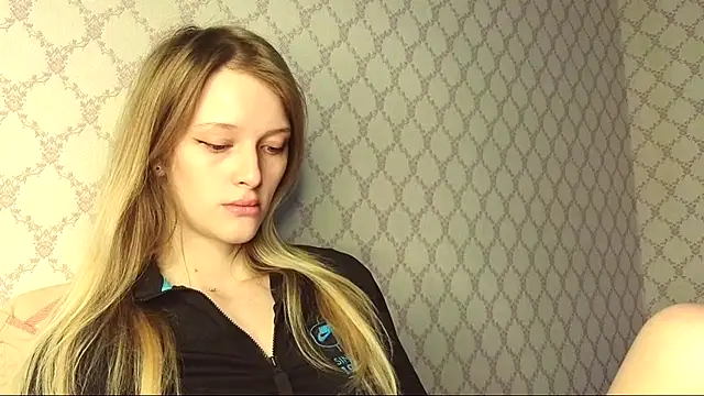 Evvie Summn1 online show from 15, 5, 2026