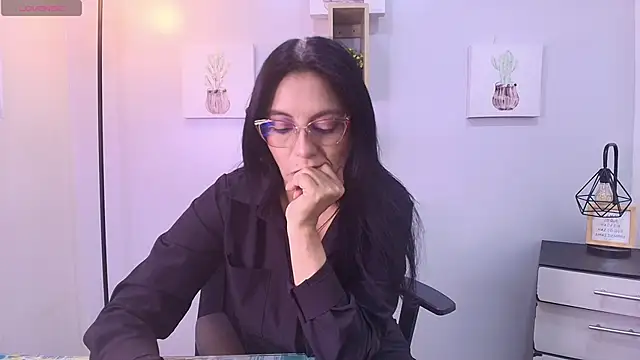 Snapshot of Zuzana21 chatting on 22, 4, 2026 Zuzana21 online show from 22, 4, 2026