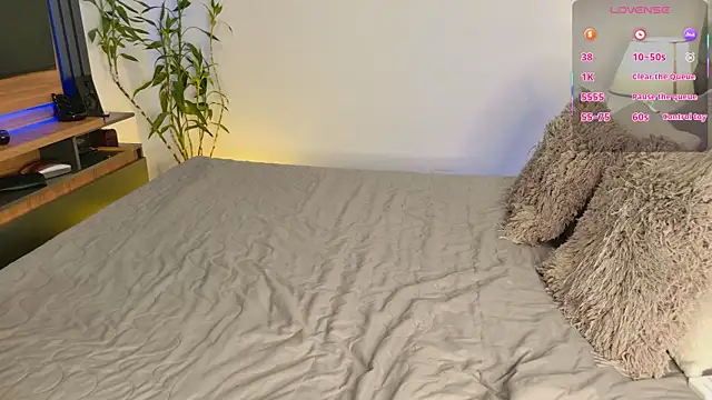 Alexawhiittee online show from 20, 12, 2025