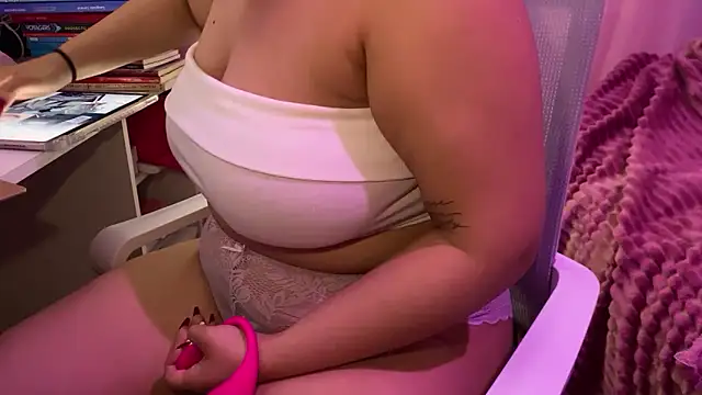 hannahcdmx online show from 12, 11, 2025