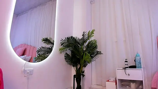 Jasmin evano29 online show from 14, 1, 2025