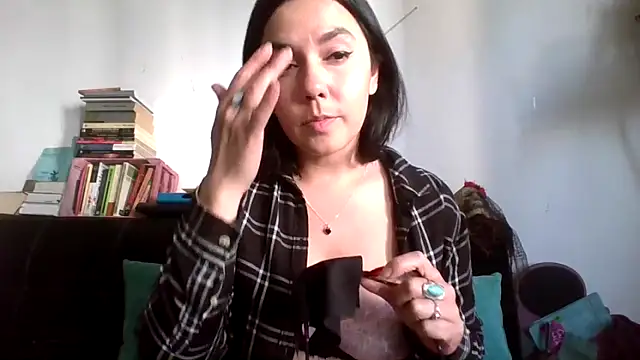 Snapshot of Tiramisu89 chatting on 31, 10, 2025 Tiramisu89 online show from 31, 10, 2025