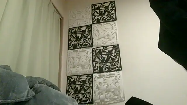 Snapshot of UKI06 chatting on 6, 3, 2025 UKI06 online show from 6, 3, 2025