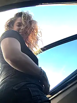 Snapshot of Mercedez_BaBy chatting on 25, 9, 2025 Mercedez BaBy online show from 25, 9, 2025