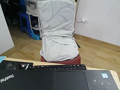 Snapshot of Asian_girl19 chatting on 28, 11, 2025 Asian girl19 online show from 28, 11, 2025