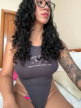 Snapshot of soli-lov chatting on 17, 11, 2025 soli-lov online show from 17, 11, 2025