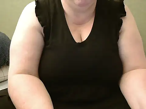 MarthaBriest online show from 4, 2, 2025