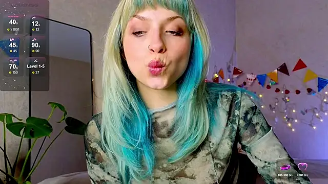 Snapshot of lavenderluxe chatting on 29, 10, 2025 lavenderluxe online show from 29, 10, 2025