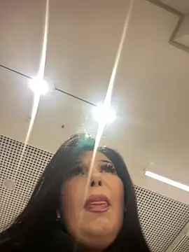Snapshot of Tisha_Busty chatting on 20, 1, 2025 Tisha Busty online show from 20, 1, 2025