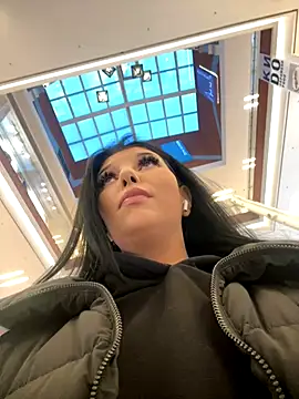 Tisha Busty online show from 21, 11, 2025