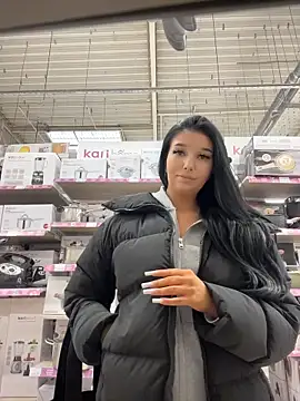 Tisha Busty online show from 28, 2, 2026