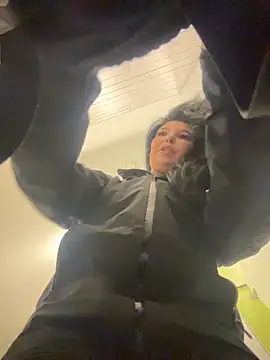 Tisha Busty online show from 23, 3, 2026