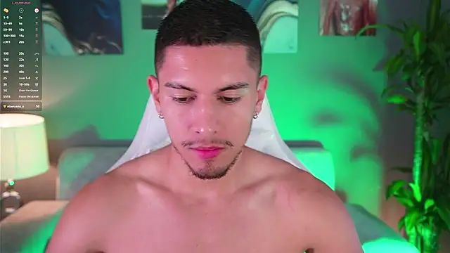 Snapshot of Aaronfox_x chatting on 23, 1, 2025 Aaronfox x online show from 23, 1, 2025