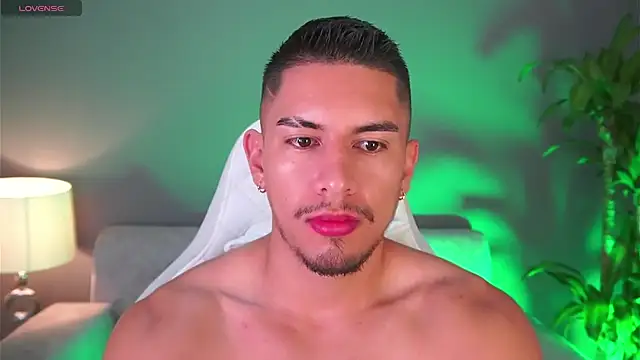 Snapshot of Aaronfox_x chatting on 30, 1, 2025 Aaronfox x online show from 30, 1, 2025