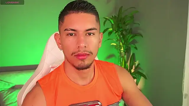 Snapshot of Aaronfox_x chatting on 31, 1, 2025 Aaronfox x online show from 31, 1, 2025