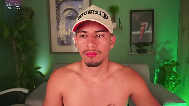 Snapshot of Aaronfox_x chatting on 27, 2, 2025 Aaronfox x online show from 27, 2, 2025