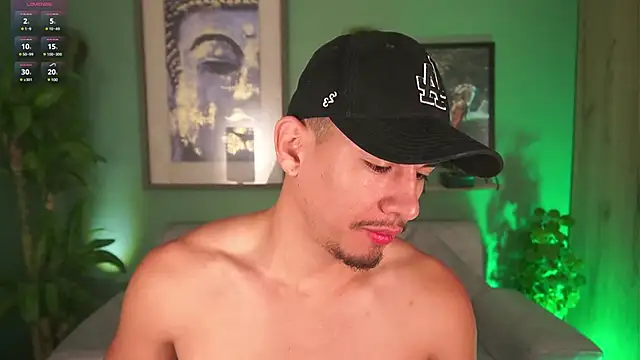 Snapshot of Aaronfox_x chatting on 28, 2, 2025 Aaronfox x online show from 28, 2, 2025