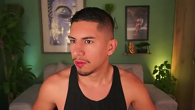 Snapshot of Aaronfox_x chatting on 12, 3, 2025 Aaronfox x online show from 12, 3, 2025